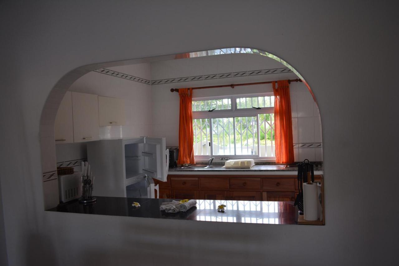 Leo'S Petit Villa Annex Praslin Exterior foto